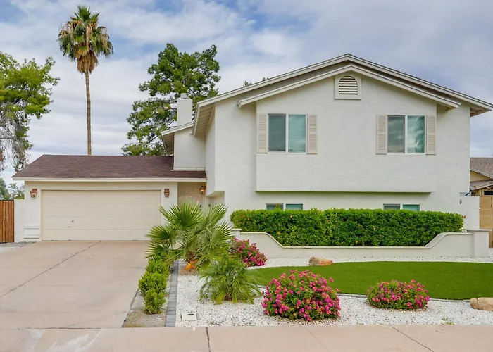 2 Mi To Dtwn: Gorgeous Gem W/ Private Yard *